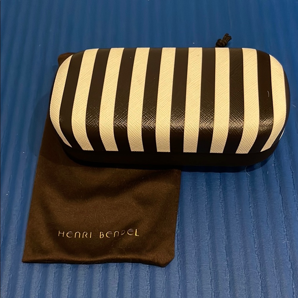 Henri Bendel Monochrome Striped Accessory Case and Elena Square Sunglasses